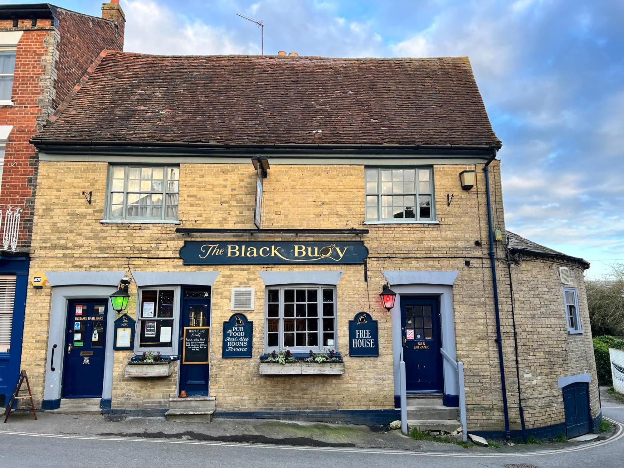 Black Buoy Inn Wivenhoe Bagian luar foto